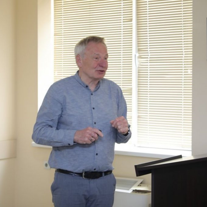 The series of lectures by Professor Jürgen Seidenberg of the Oldenburg University Clinic at the Givi Zhvania Academic Clinic of Pediatrics of TSMU
